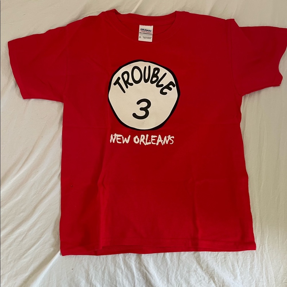 NEW ORLEANS “Trouble 3” T-shirt NEVER WORN